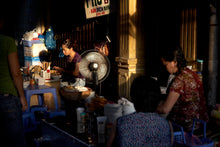 Load image into Gallery viewer, VIETNAM - Hanoi - cooking
