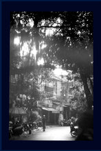 Load image into Gallery viewer, VIETNAM - Hanoi - street
