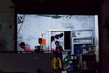 Load image into Gallery viewer, INDIA - Bundi - family
