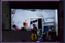 Load image into Gallery viewer, INDIA - Bundi - family
