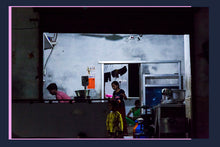 Load image into Gallery viewer, INDIA - Bundi - family
