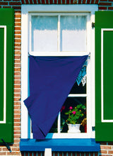 Load image into Gallery viewer, STAPHORST - window with blue curtain
