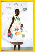 Load image into Gallery viewer, Lamu - Ubuni Fulamu dancing
