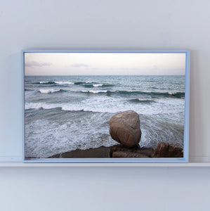 COLOMBIA - sea with rocks and waves
