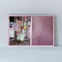 Load image into Gallery viewer, SOUTH AFRICA - durban - lady on the street
