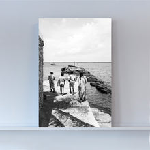 Load image into Gallery viewer, LAMU - shela - boys on the quay
