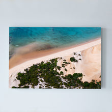 Load image into Gallery viewer, MOZAMBIQUE - bazaruto archipelago - beach and sea

